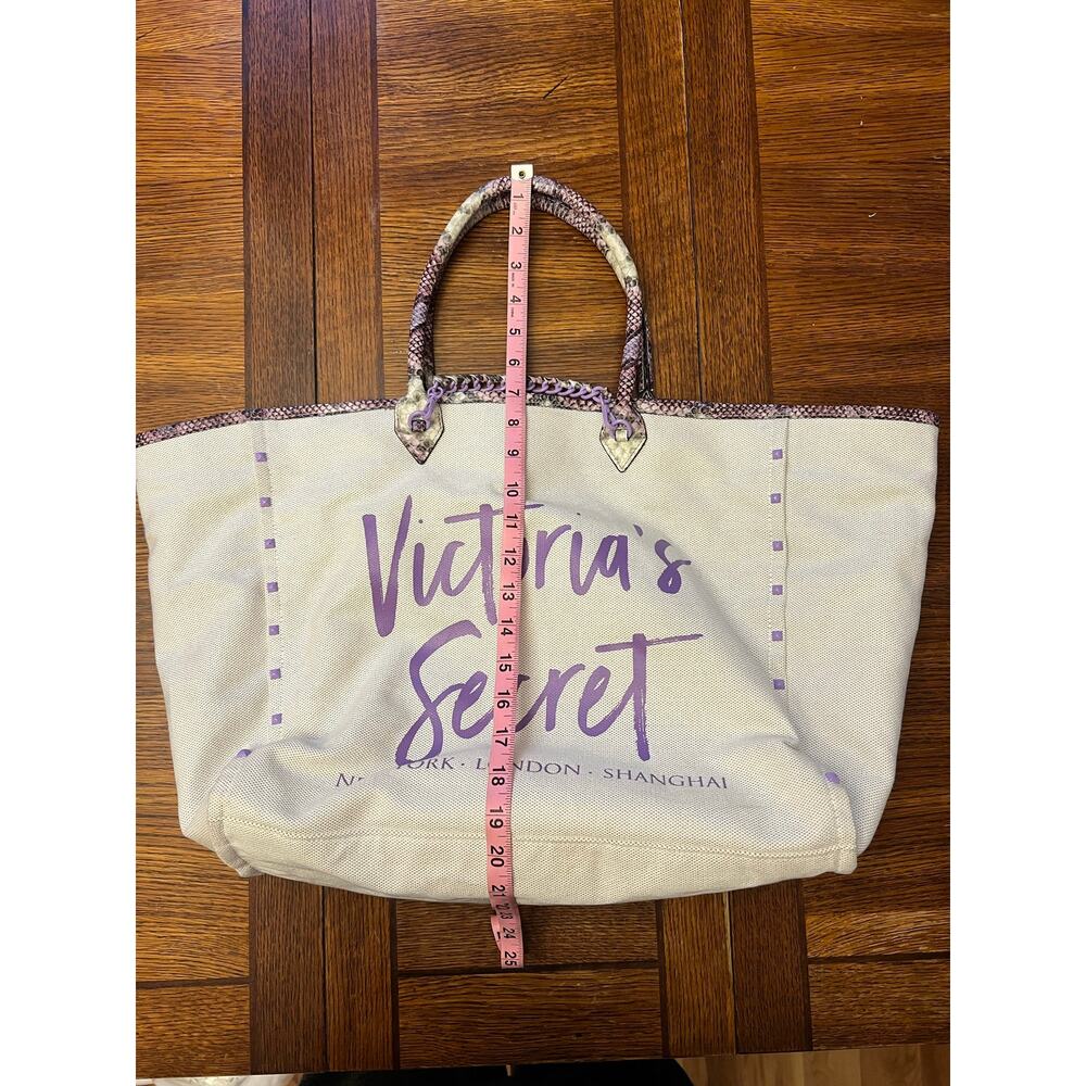 Victoria’s Secret Large Purple Snakeskin Studded Canvas Tote Bag VS - Picture 11 of 15